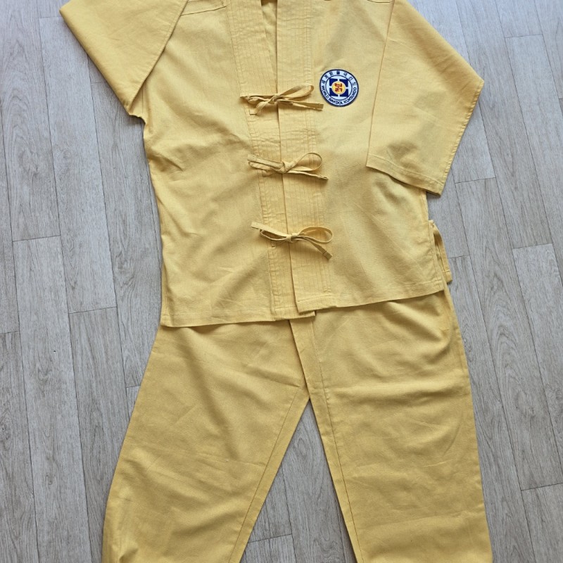 Jingi training uniform