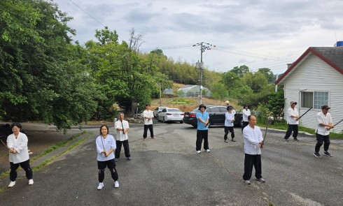 After finishing the May intensive training at the BAKDOL Zen…